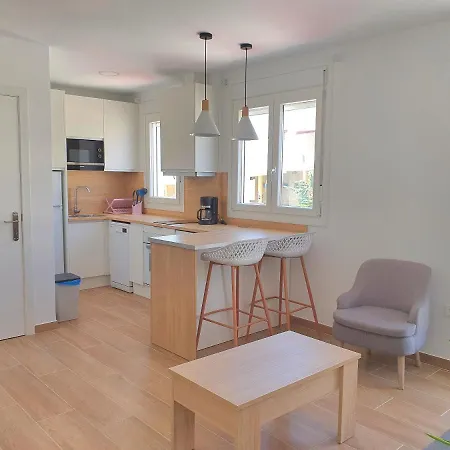 Apartamento Nuevo En Primera Planta A Con Piscina