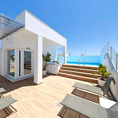 Nuevo En Primera Planta A Con Piscina Apartamento Barbate